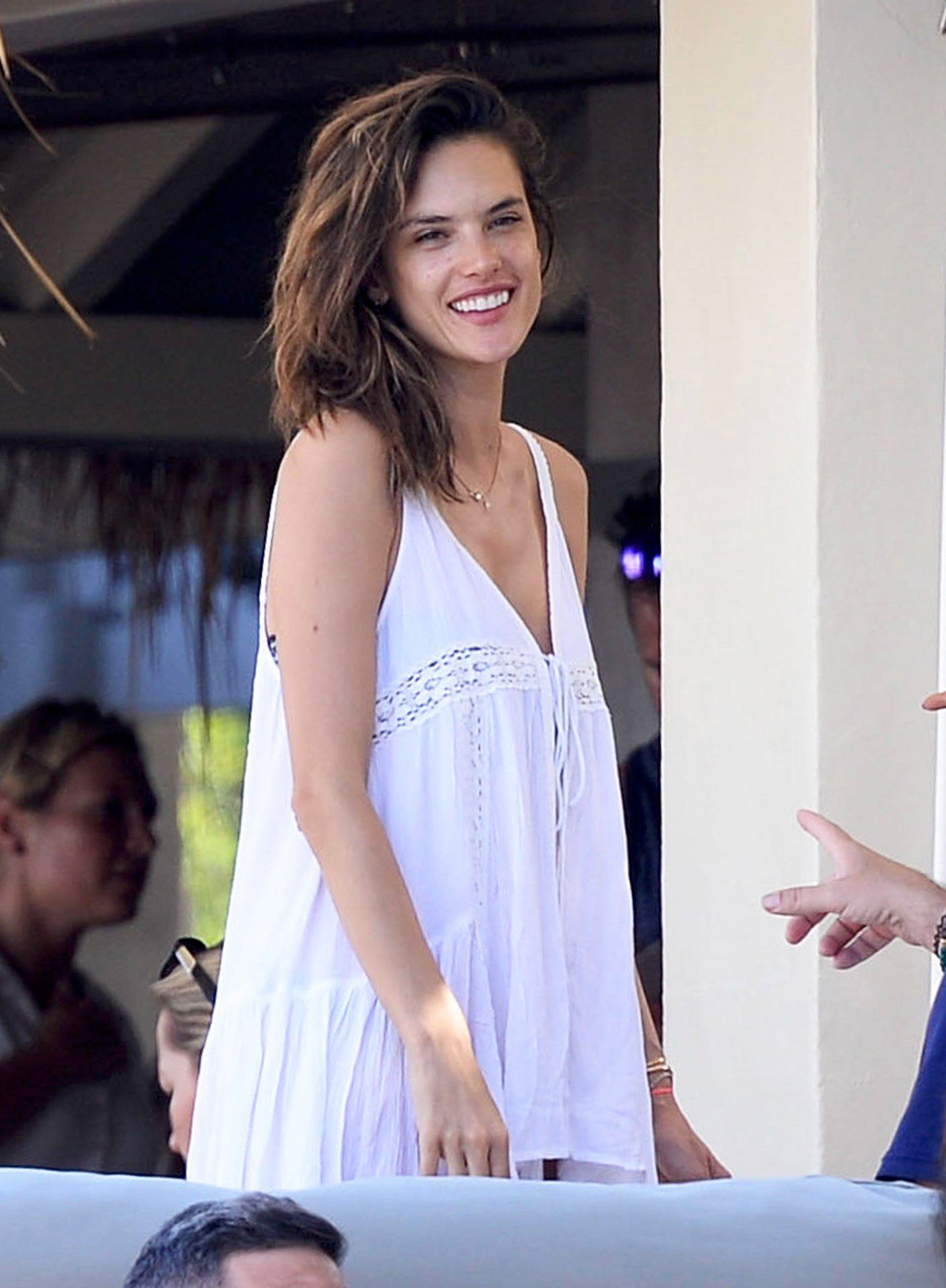 Alessandra-Ambrosio-2