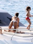 Alessandra-Ambrosio-in-Bikini-in-Ibiza-68