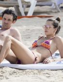 Alessandra-Ambrossio-in-Bikini-108