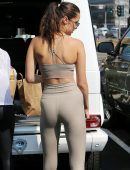 Bella-Hadid-CA-949