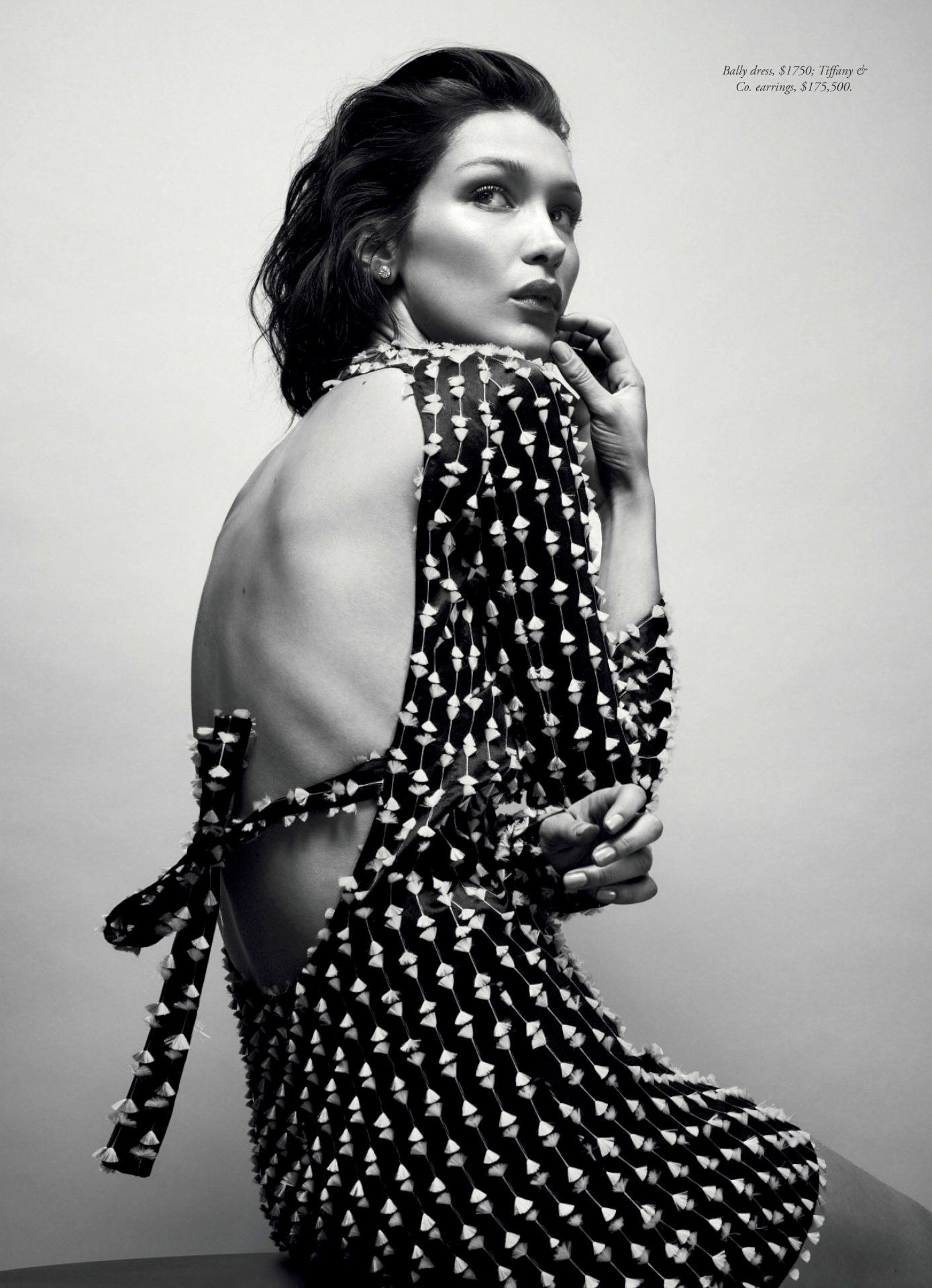 Bella-Hadid-Harper’s-Bazaar-Magazine-August-2016-5