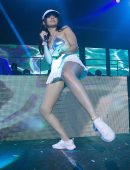 Charli-XCX-Live-10
