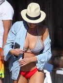 Charlotte-McKinney-107