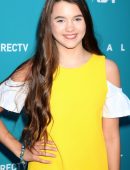 Chloe-East-4