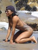 Christina-Milian-in-Leopard-Print-Swimsuit-10