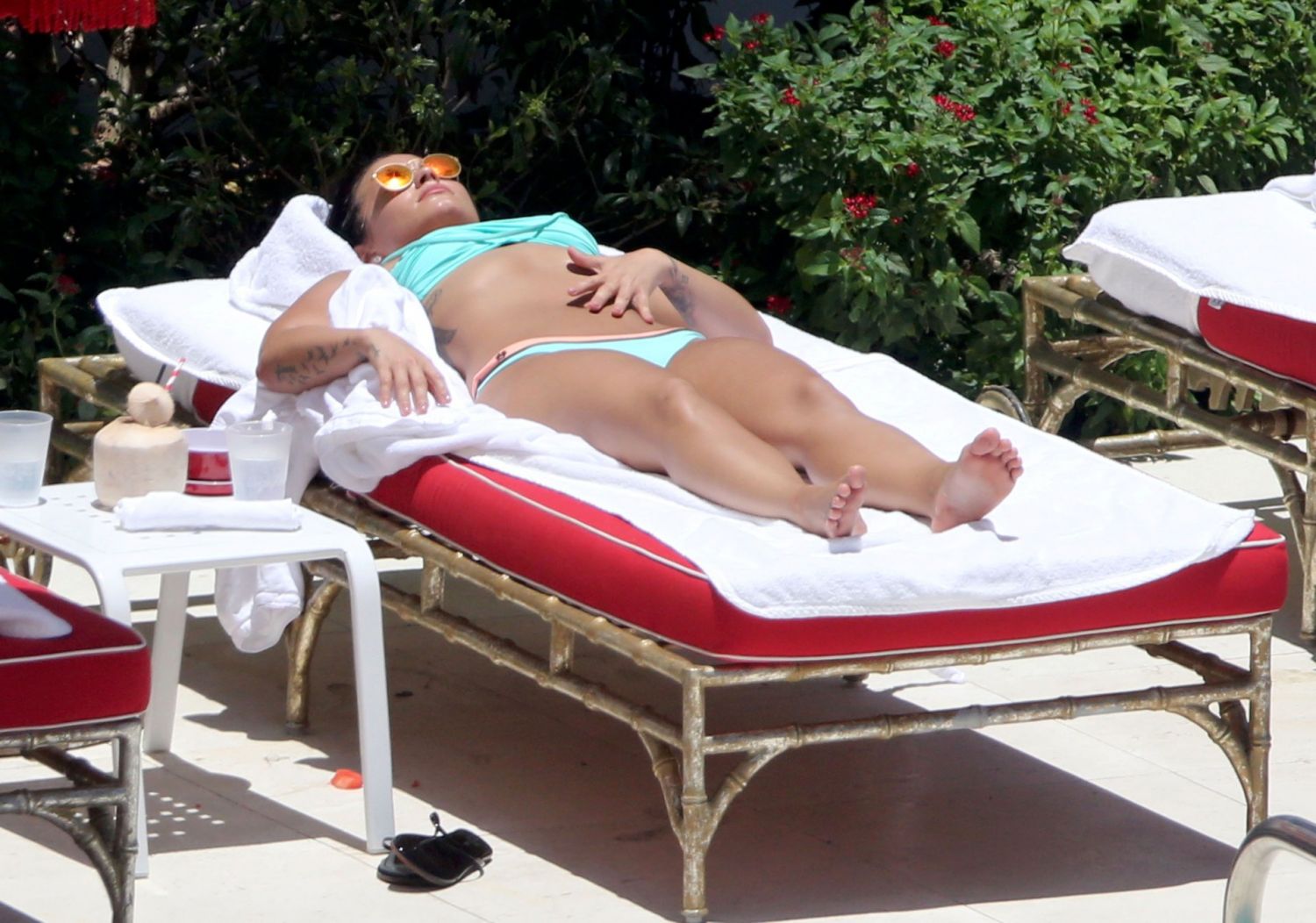 Demi-Lovato-in-Bikini-976