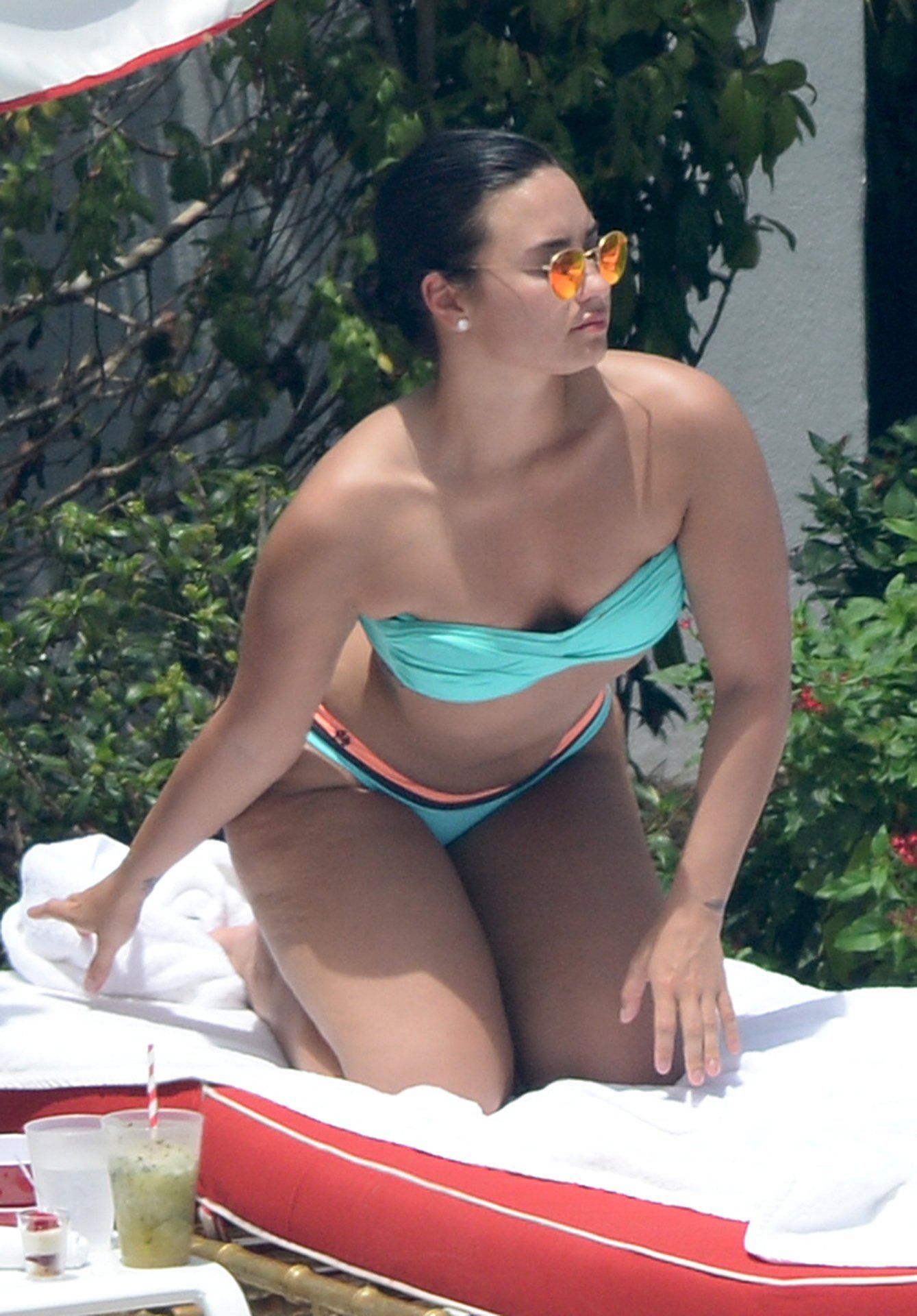 Demi-Lovato-in-Bikini-984