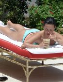 Demi-Lovato-in-Bikini-989