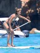 Doutzen-Kroes-in-Bikini-in-Formentera-2