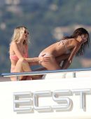 Elsa-Hosk-in-Bikini-790