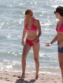 Emma-Roberts-in-Bikini-333
