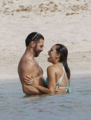 Eva-Longoria-in-Blue-Bikini-775