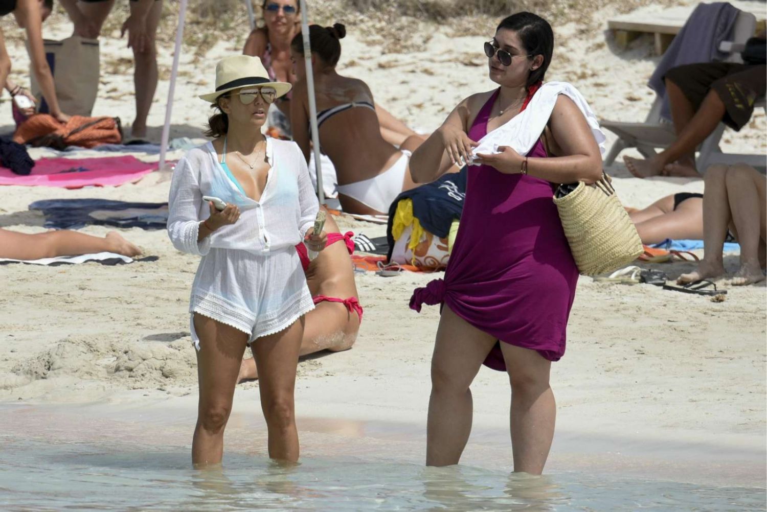 Eva-Longoria-in-Blue-Bikini-777