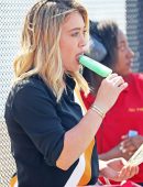 Hilary-Duff-153