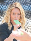 Hilary-Duff-156
