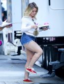 Hilary-Duff-165