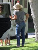Hilary-Duff-Booty-NY-892