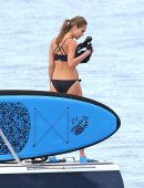 Jessica-Alba-Bikini-Candids-in-Hawaii-753