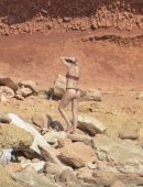 Kate-Hudson-in-Bikini-8