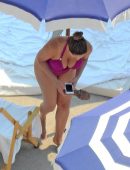Kelly-Brook-Swimsuit-Candids-in-Capri-776