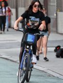 Kendall-Jenner-in-Tights-Riding-a-Bike-4