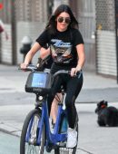 Kendall-Jenner-in-Tights-Riding-a-Bike-5