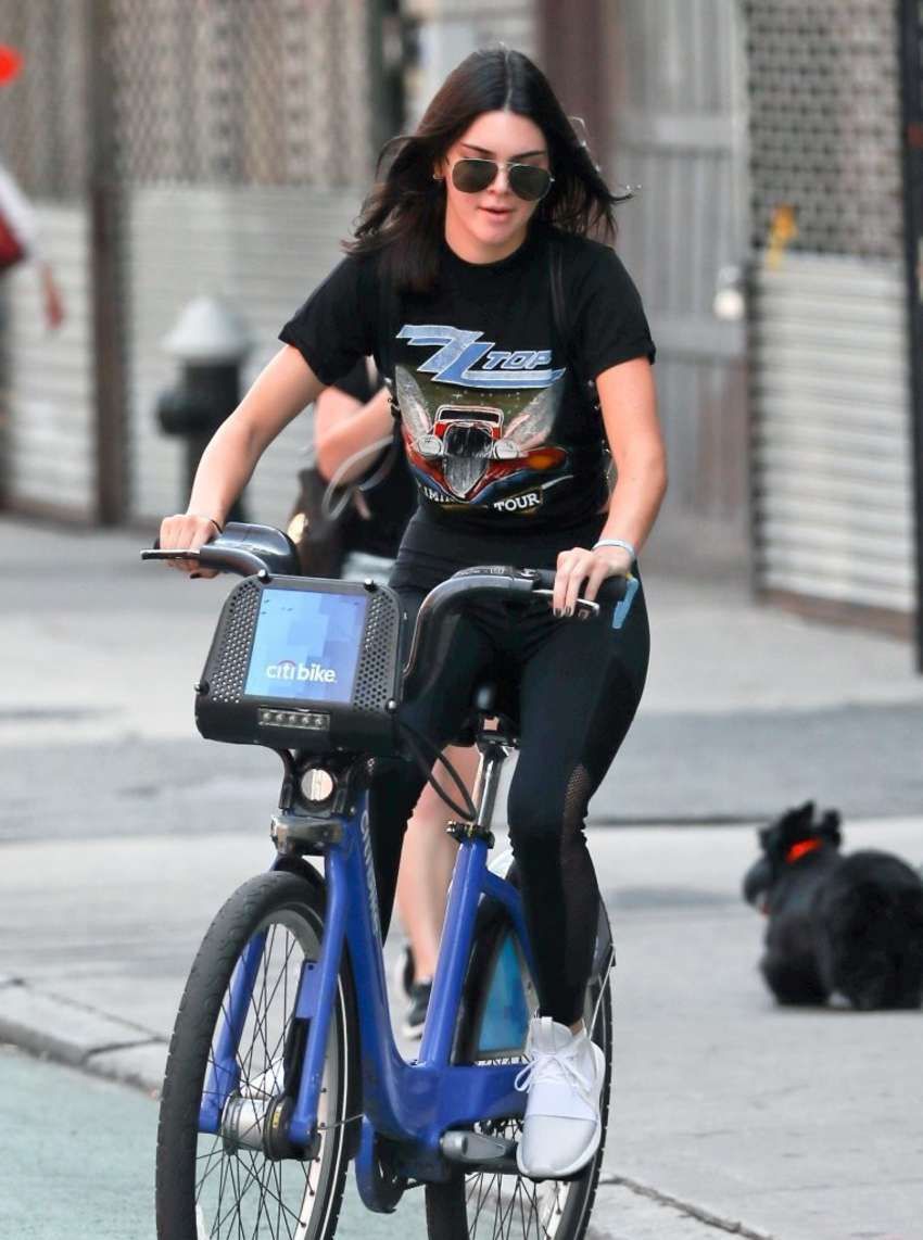 Kendall-Jenner-in-Tights-Riding-a-Bike-5