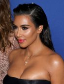 Kim-Kardashian-at-Hakkasan-Nightclub-10