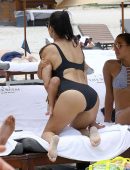 Kourtney-Kardashian-in-Black-Swimsuit-9