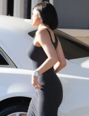 Kylie-Jenner-in-Black-Dress-10