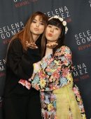 Selena-Gomez-Meet-and-Greet-14