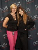 Selena-Gomez-Meet-and-Greet-3