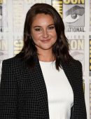Shailene-Woodley-Snowden-Press-line-at-Comic-Con-in-San-Diego-4