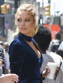 Stella-Maxwell-Leggy-903