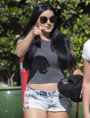 Ariel-Winter-Out-and-About-in-West-Hollywood-28