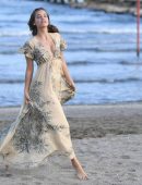 Barbara-Palvin-Photoshoot-in-Venice-10