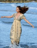 Barbara-Palvin-Photoshoot-in-Venice-7