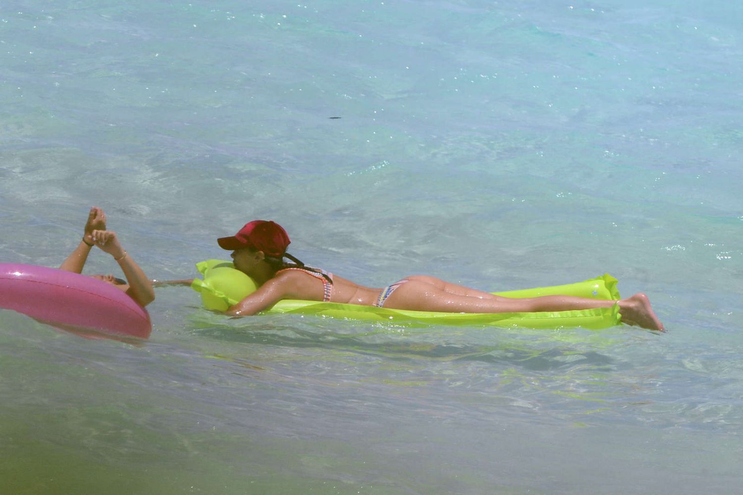 Bella-Hadid-in-Bikini-154