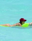 Bella-Hadid-in-Bikini-164