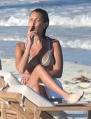 Bella-Hadid-in-Bikini-167