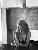 Cara-Delevingne-in-Esquire-UK-Magazine-September-2016-4