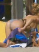 Charlotte-McKinney-with-Sister-Garland-McKinney-10