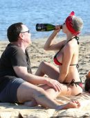 Courtney-Stoddenin-in-Bikini-in-Venice-11