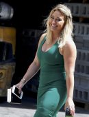 Hilary-Duff-473