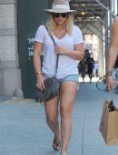 Hilary-Duff-525