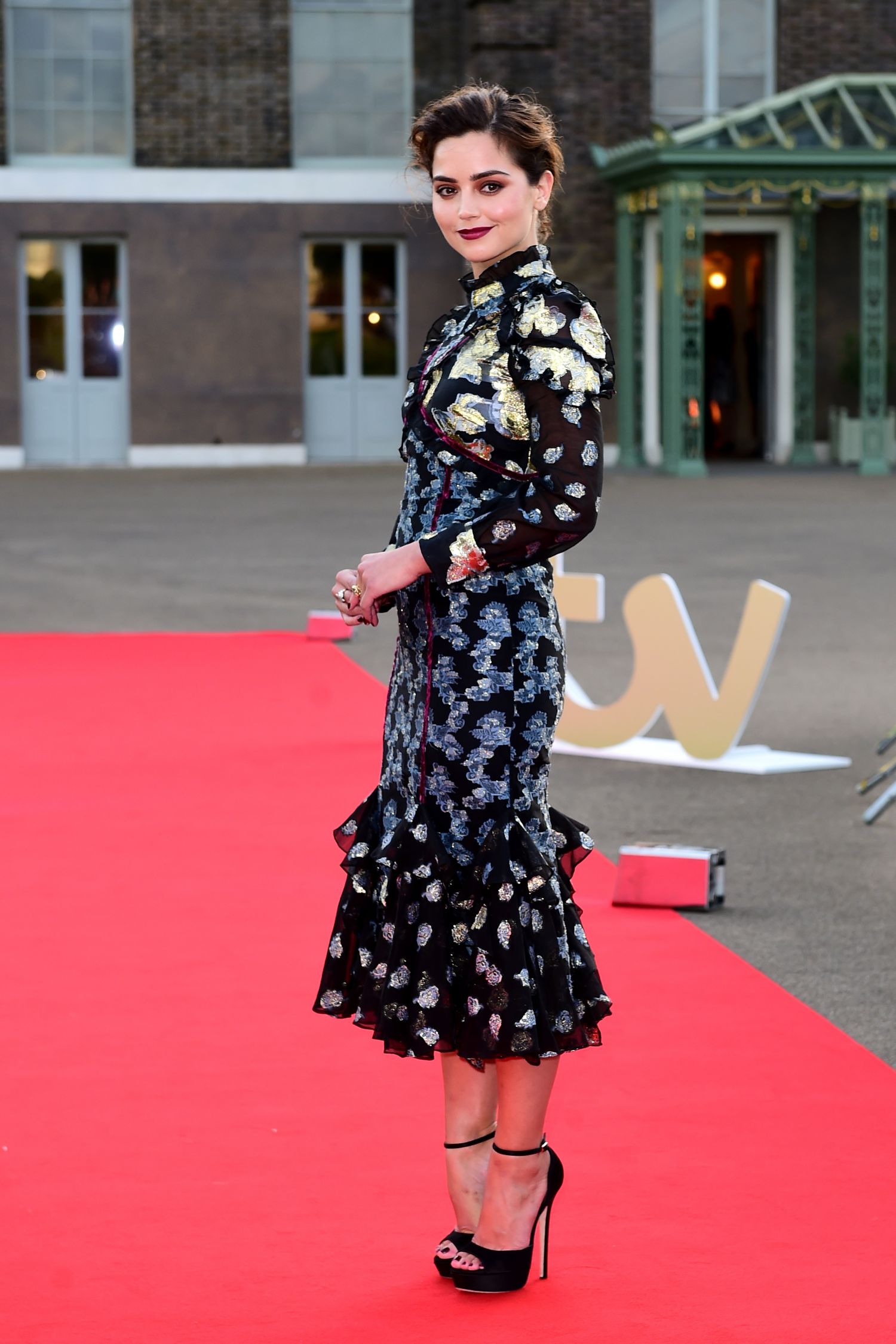 Jenna-Louise-Coleman-3