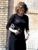 Jennifer-Lopez-on-the-Set-of-Shades-of-Blue-4