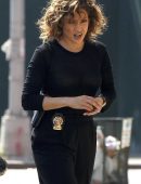 Jennifer-Lopez-on-the-Set-of-Shades-of-Blue-6