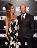 Jessica-Alba-Premiere-of-Mechanic-Resurrection-in-Hollywood-2