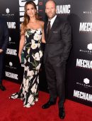 Jessica-Alba-Premiere-of-Mechanic-Resurrection-in-Hollywood-3